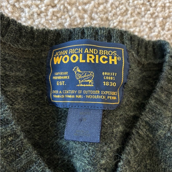 Woolrich Women's Green V-Neck Sweater with Patterned Stripes - Picture 2 of 2